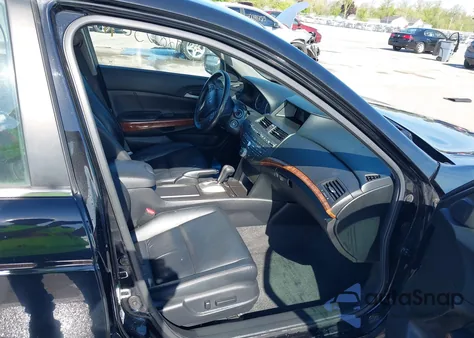 2011 Honda Accord 2.4 Ex-L from USA, damaged, VIN 1HGCP2F83BA014846